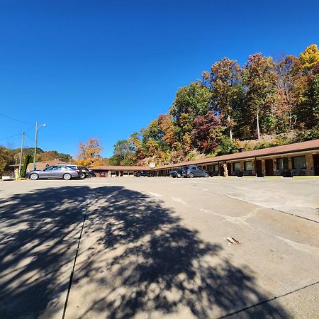Jefferson Hills Motel Clairton Eksteriør billede