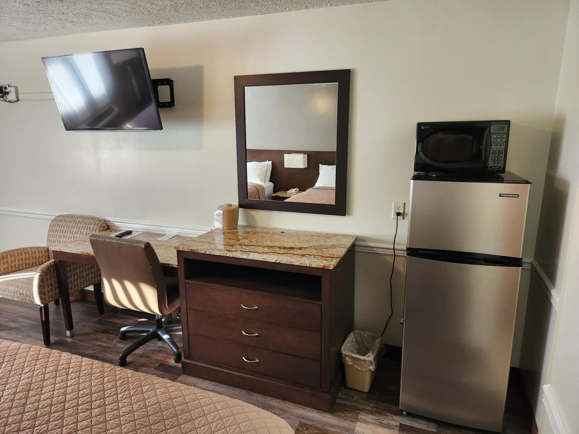 Jefferson Hills Motel Clairton Eksteriør billede