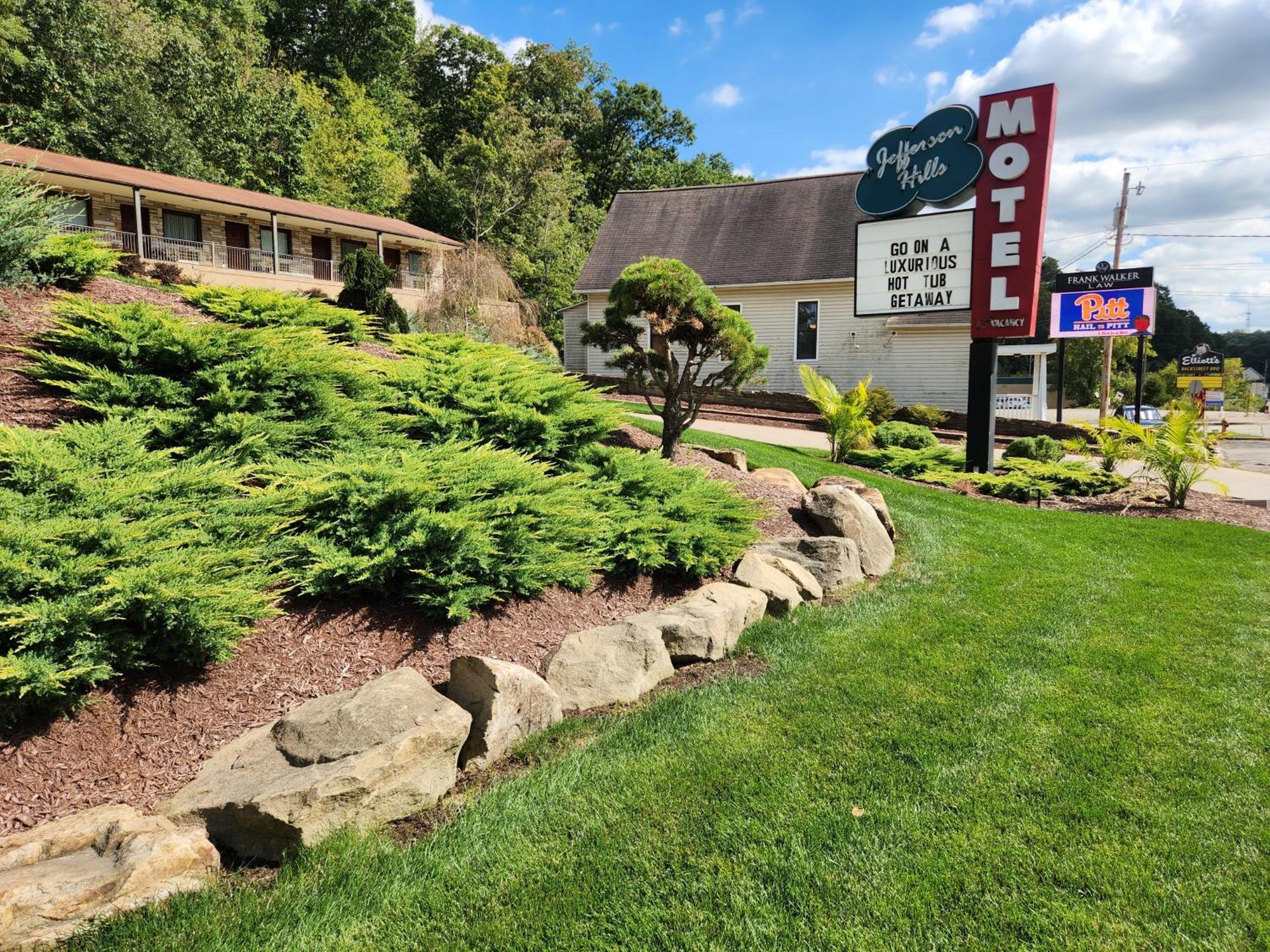 Jefferson Hills Motel Clairton Eksteriør billede